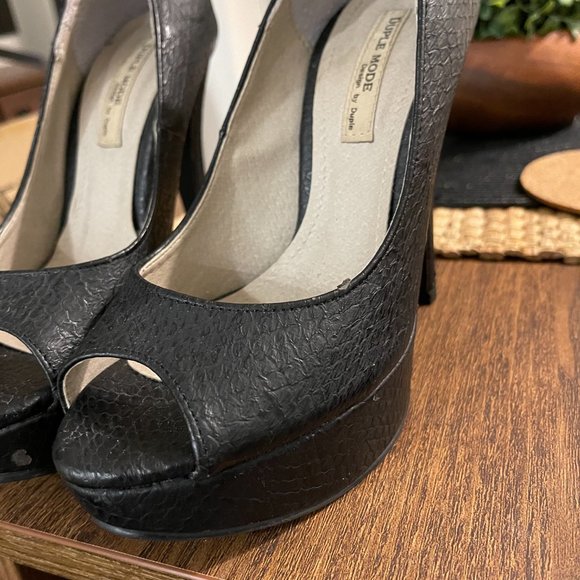 black heels - Picture 5 of 8